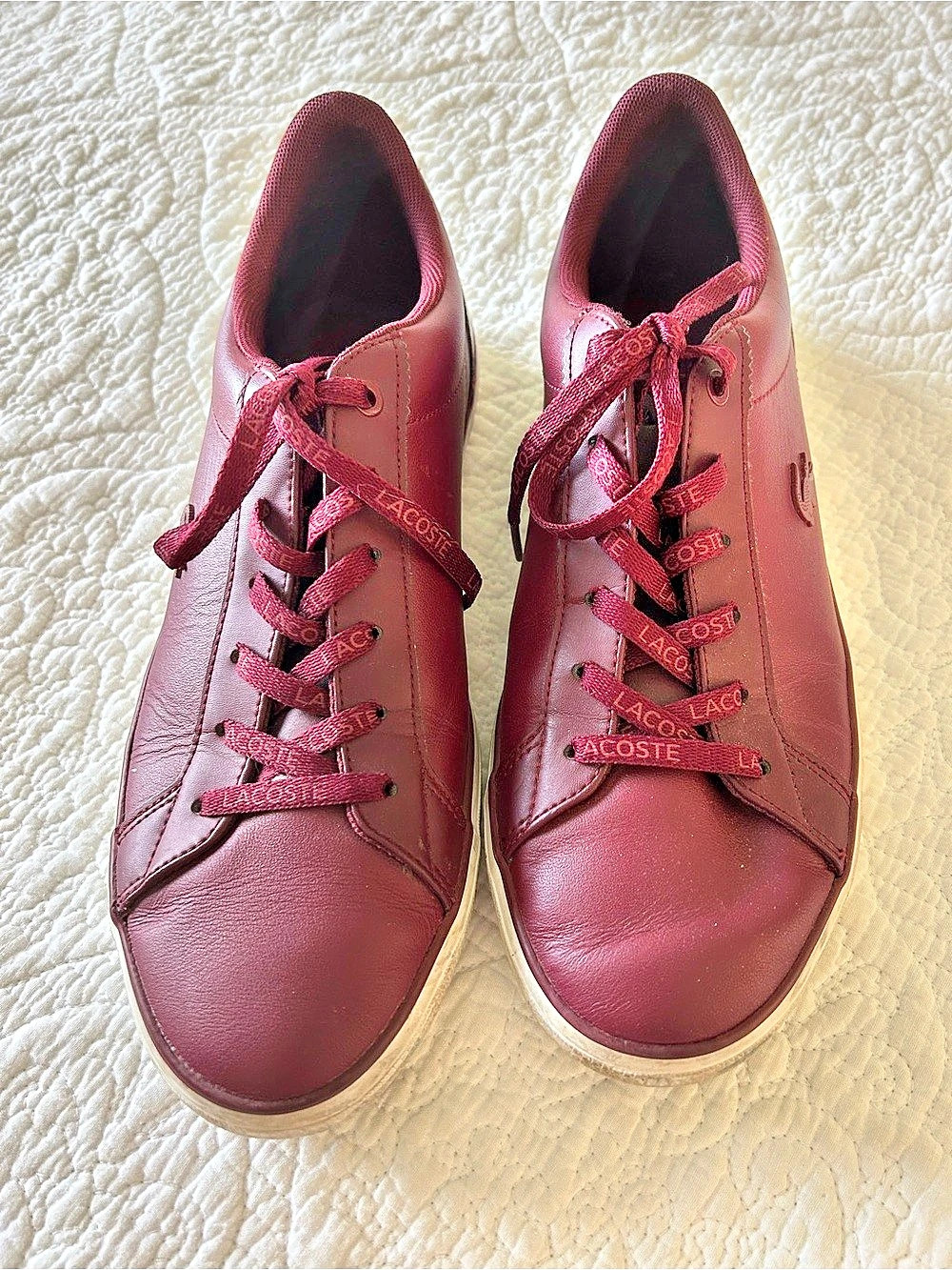 Lacoste Carnaby Evo Burgundy Lace-Up Sneakers Sz 9